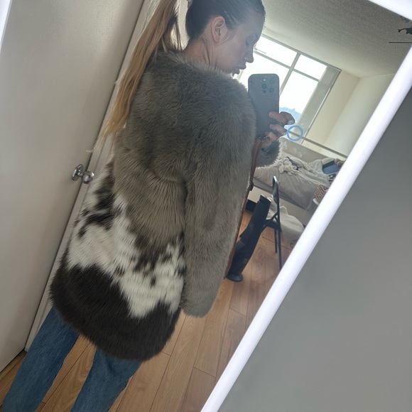 Fur Jacket - Picture 4 of 10